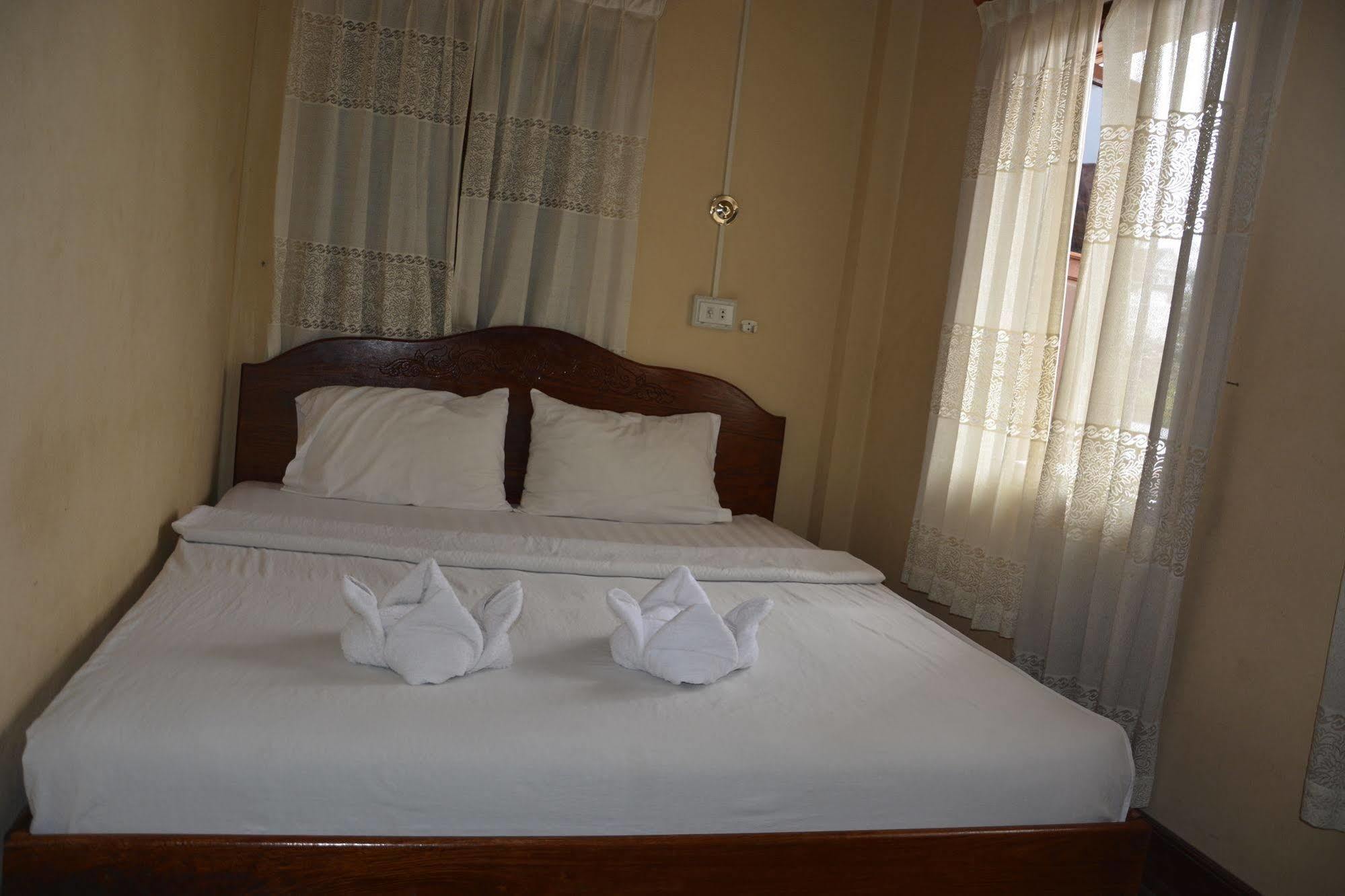 Silikhane Guesthouse Luang Prabang Exteriör bild
