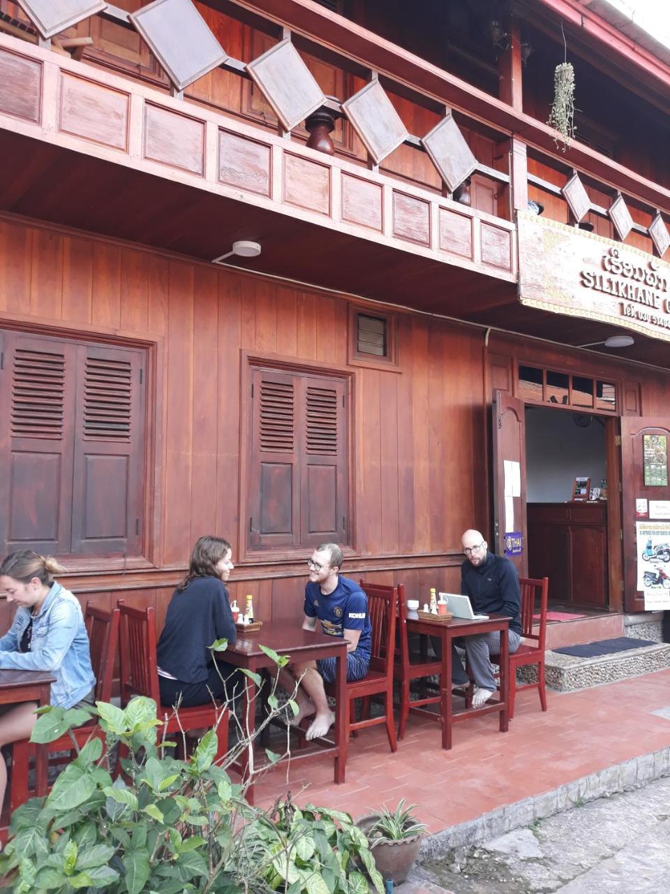 Silikhane Guesthouse Luang Prabang Exteriör bild