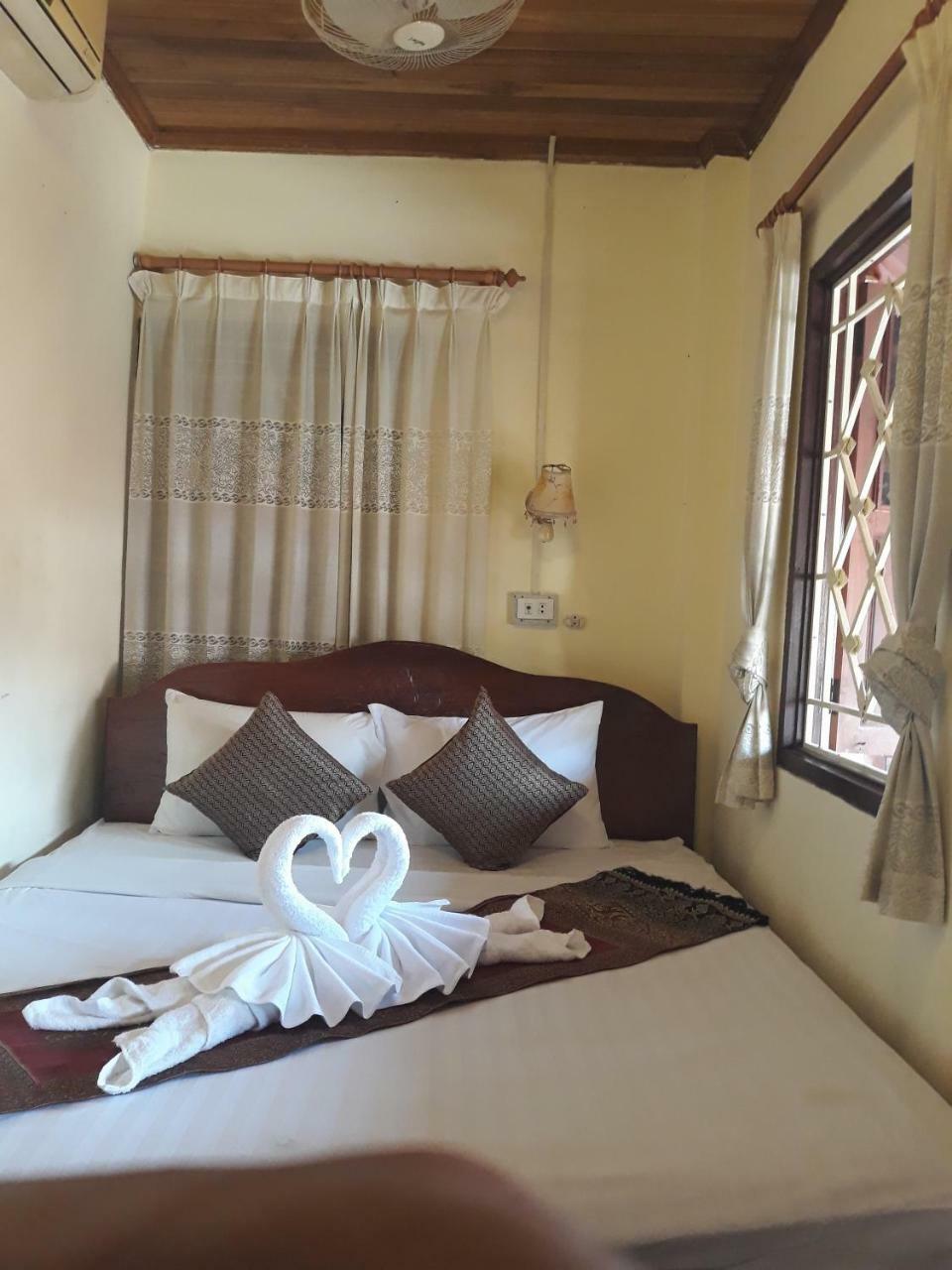 Silikhane Guesthouse Luang Prabang Exteriör bild